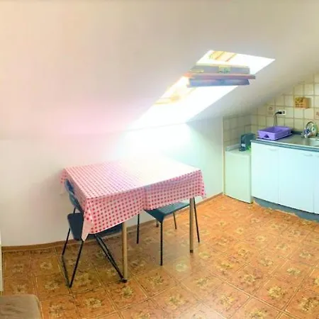 Loft Apartment *
