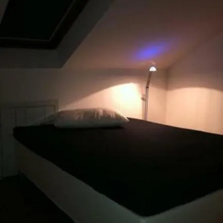 Loft Apartment *